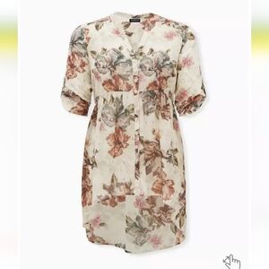 NWT Torrid sz 2(18-20) Ivory Floral V-Neck Hi-Low Tunic